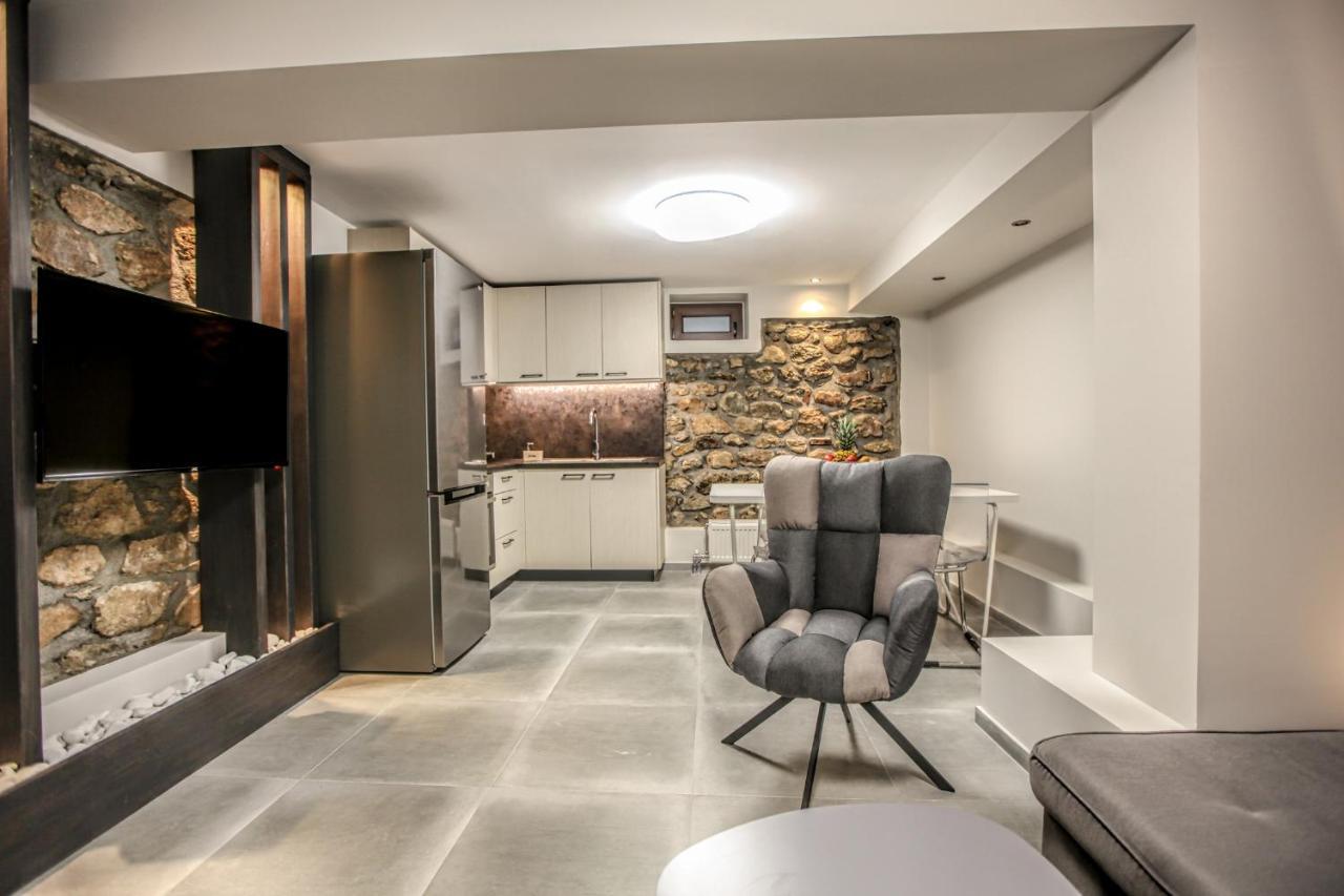 Avli Luxurious House Apartment Kalampáka Luaran gambar