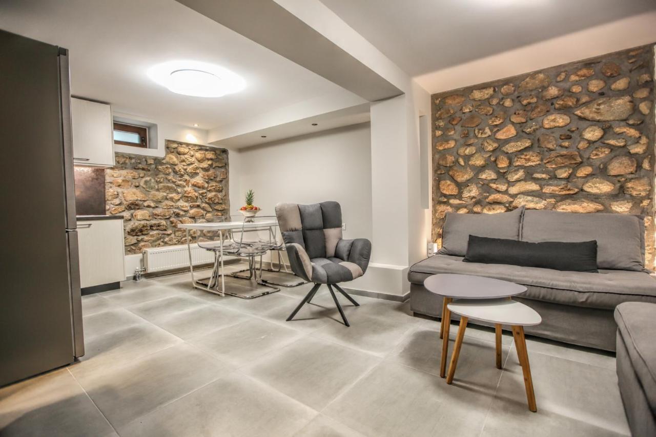 Avli Luxurious House Apartment Kalampáka Luaran gambar
