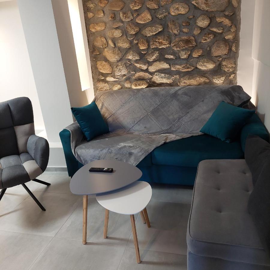 Avli Luxurious House Apartment Kalampáka Luaran gambar